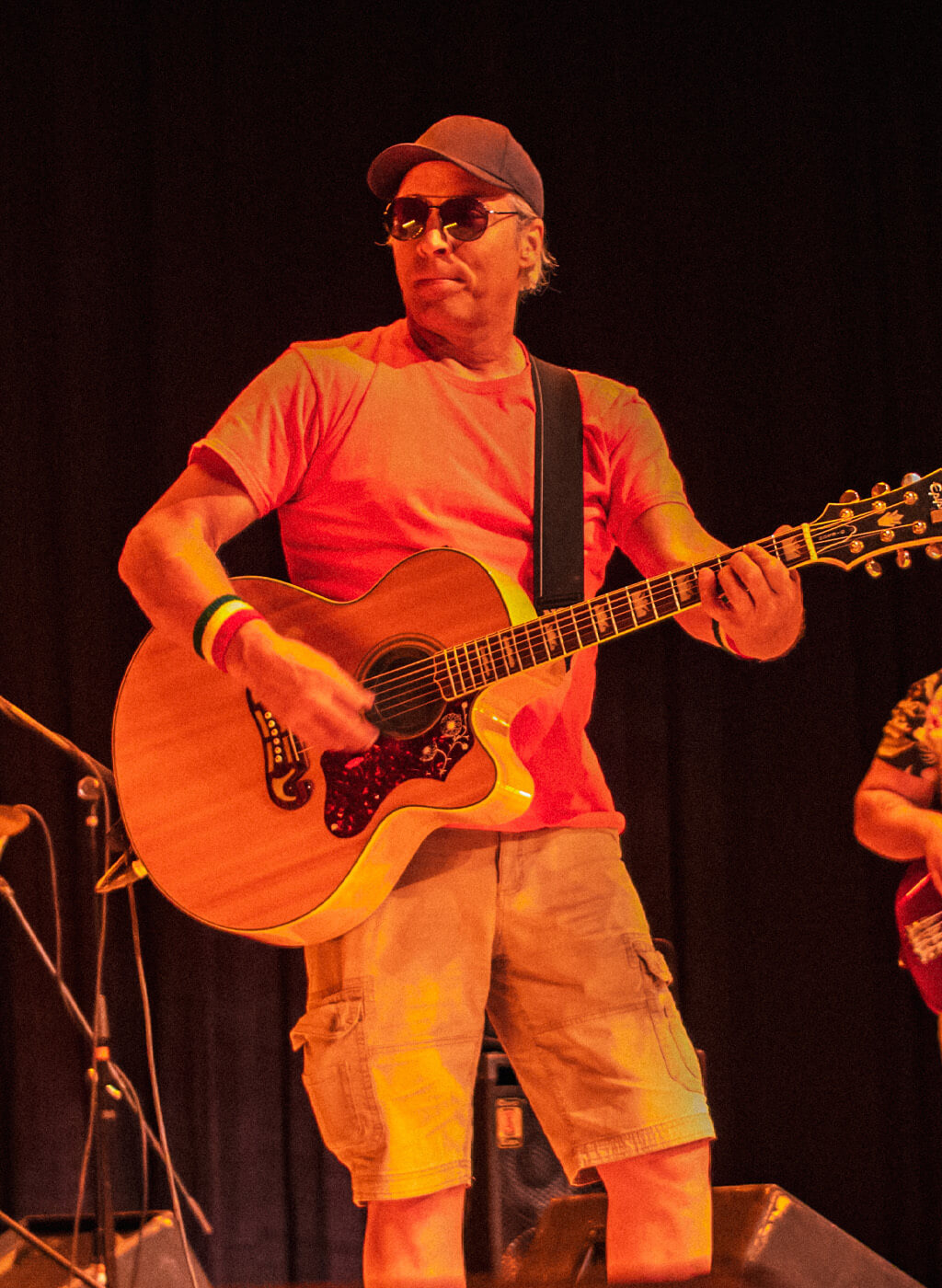 Bluffet lead singer
