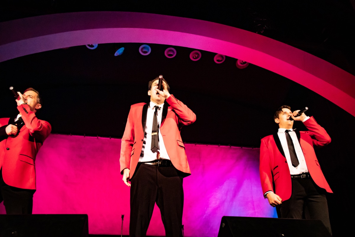 The Jersey Tenors Perform